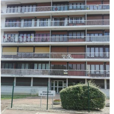 Studio Apartment Sens Luaran gambar